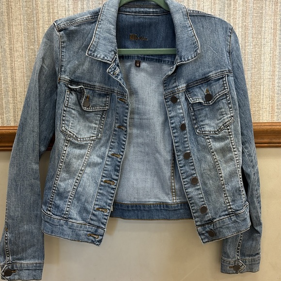 Jean Jacket☎️💋 - Picture 5 of 7